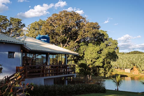 CASA DO LAGO!! SPACIOUS, PRIVILEGED LOCATION