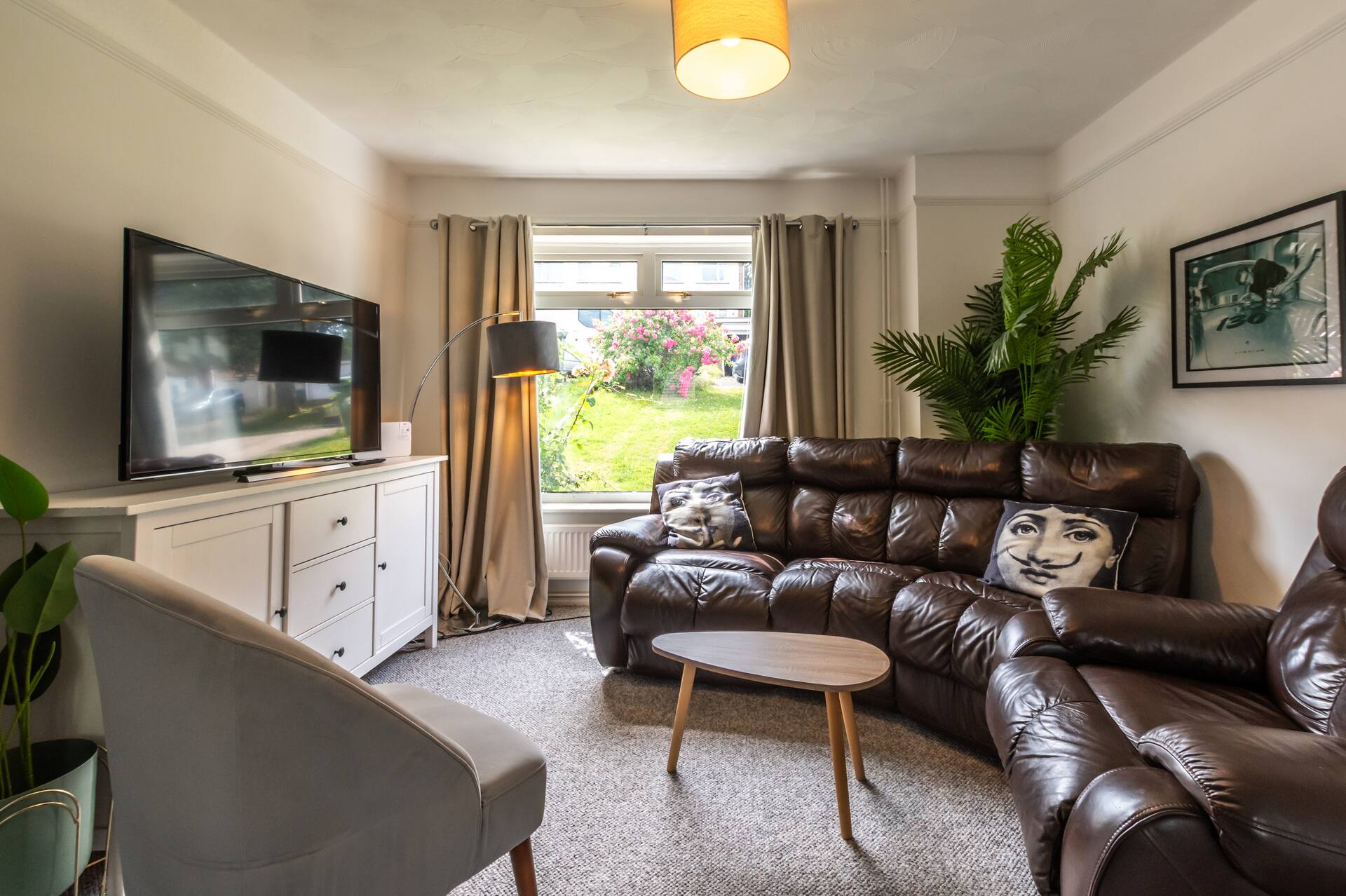 3 Bedrooms house ideal for long Stays! — photo 5