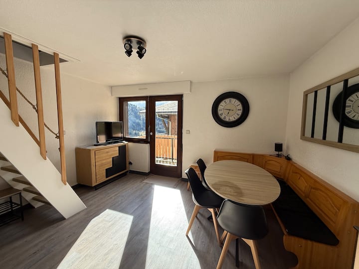 Charmant Duplex Avec Parking Couvert Gratuit - Haute-Savoie