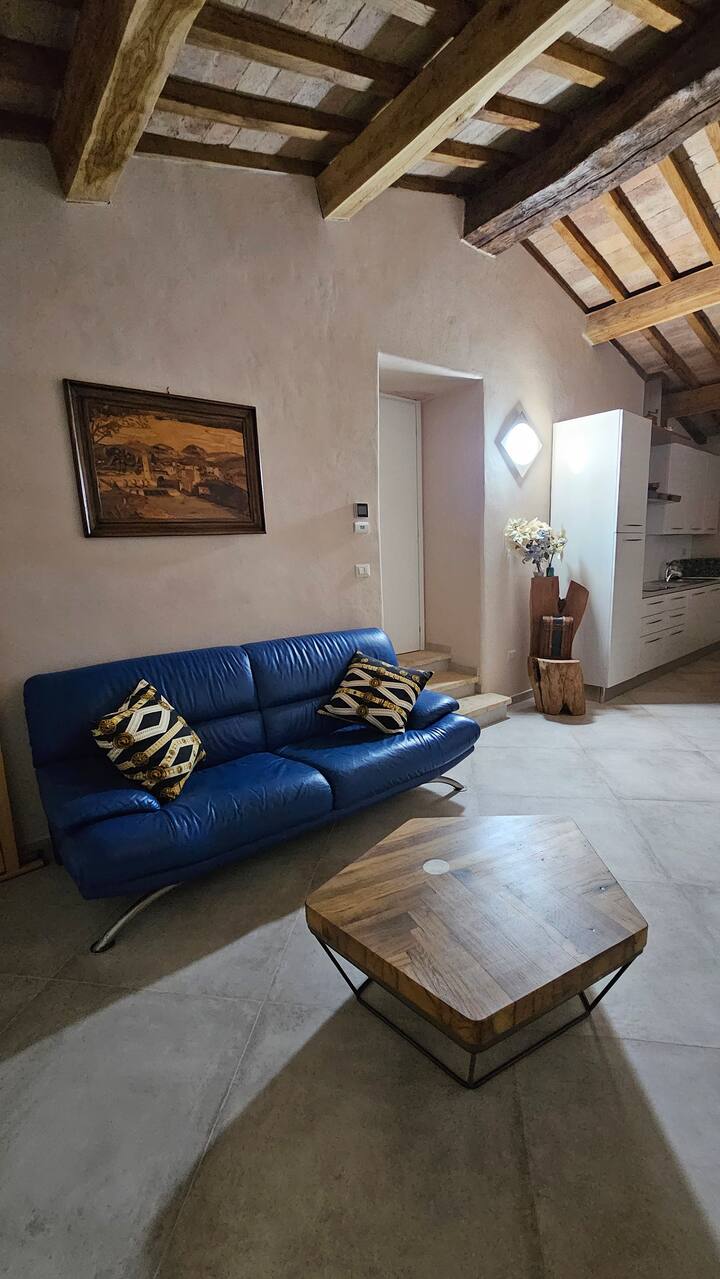 Nella Terra Del Duca , E Delle Aquile Del Furlo - Urbino