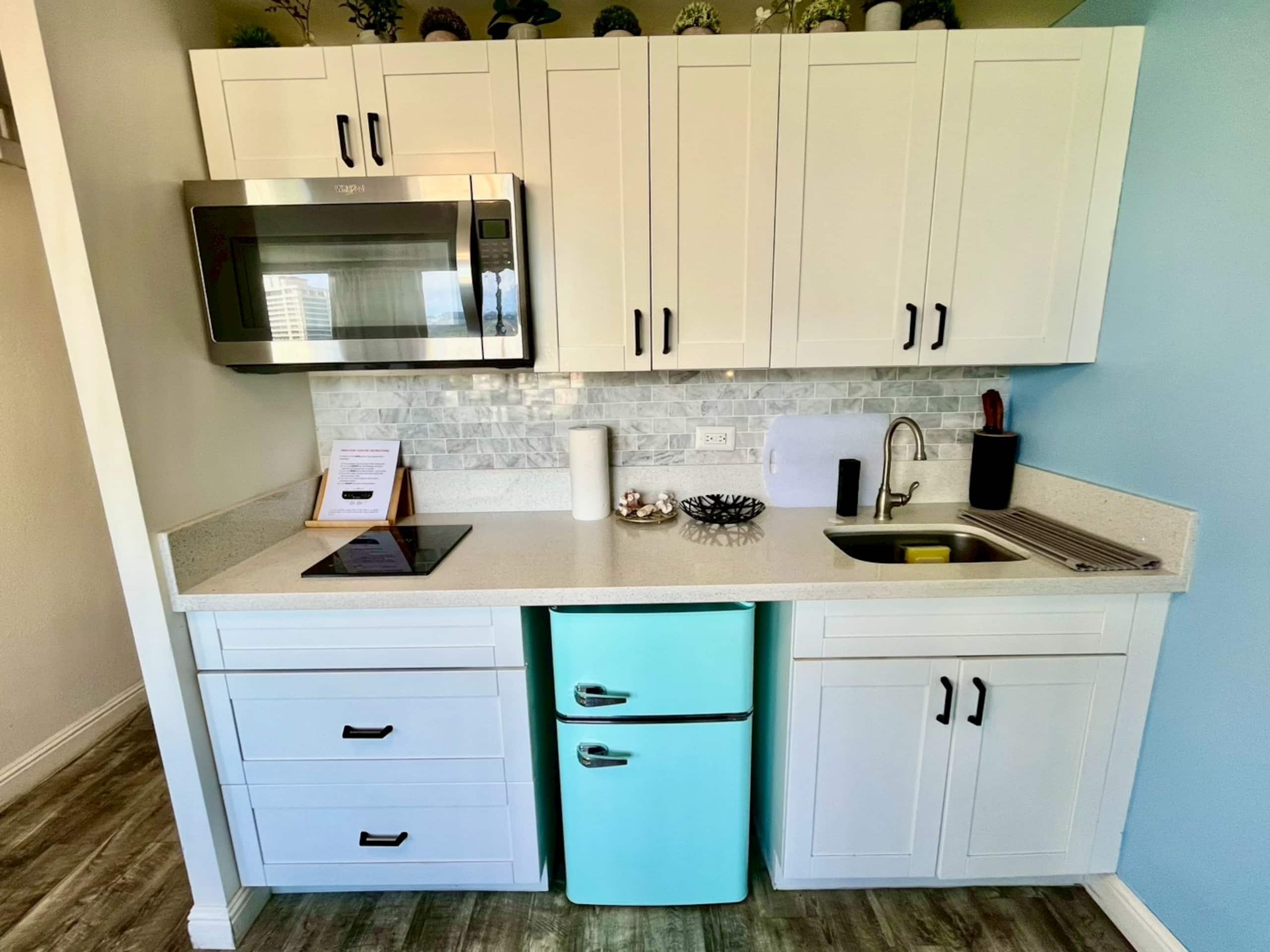 Condo in Honolulu · ★4.81 · 1 bedroom · 1 bed · 1 bath - Image 9