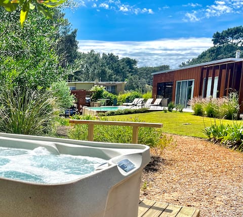 Stylish Beach House in Chihuahua + Jacuzzi + Pool