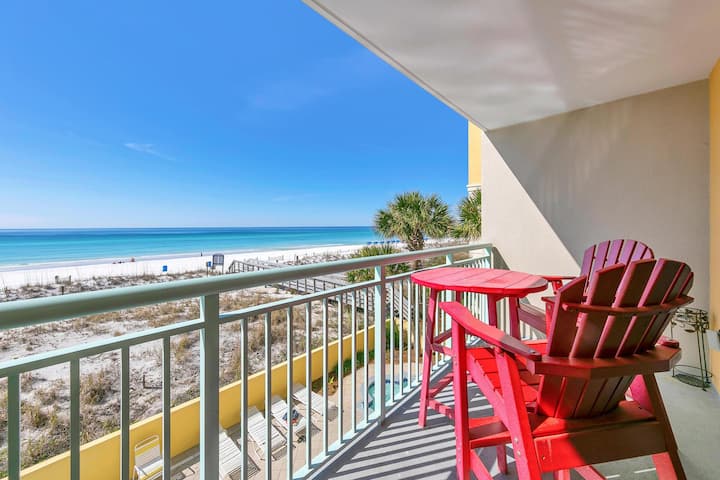 Pelican Isle 217 Gulf Front With Balcony Sleeps 6 - Fort Walton Beach, FL