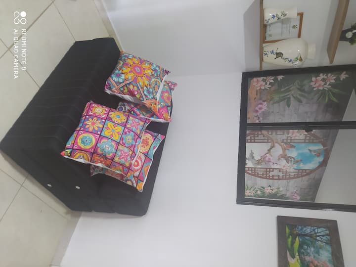 Hermoso, Cómodo, Tranquilo Apartamento En Medellín - Medellín, Colombia
