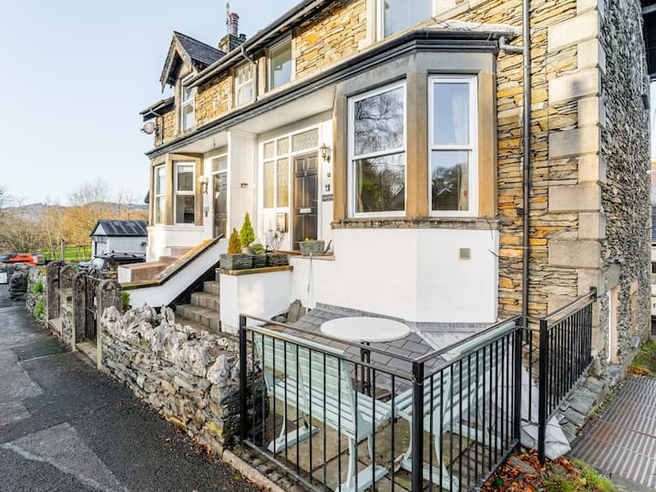 Daisy Cottage - Windermere - Sleeps 4 - Windermere