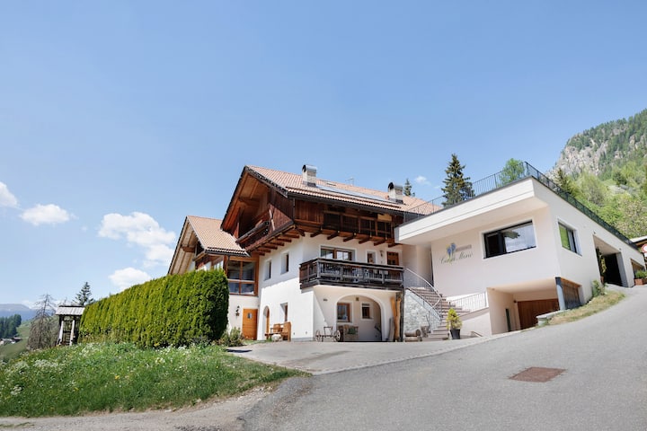 Ferienwohnung 'Ciasa Mirio Mirio' Mit Bergblick, Balkon & Wlan - Sankt Kassian