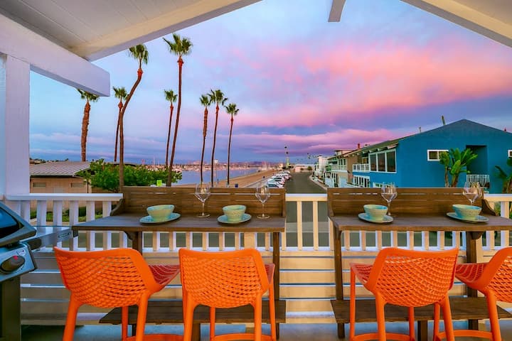 3br Waterfront Retreat Near Golf - Newport Beach, CA