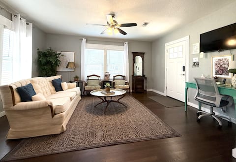 Successful Airbnb property: Spacious 3BR Cottage | 2 King Beds | Dogs Welcome in Kerrville