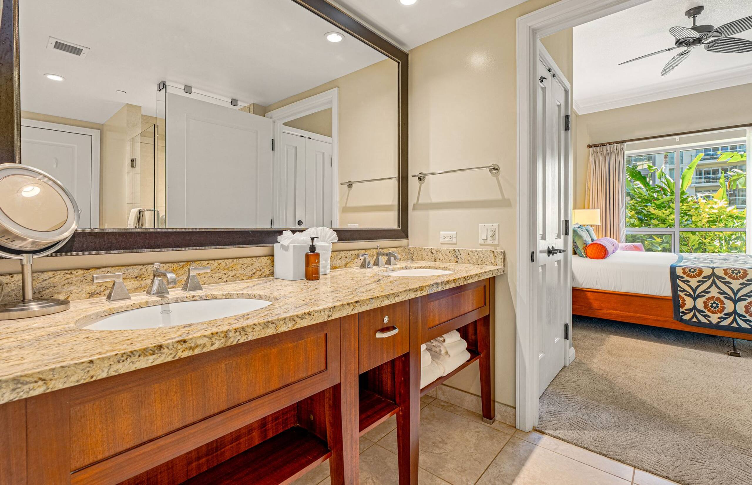 Condo in Lahaina · ★5.0 · 2 bedrooms · 3 beds · 2 baths - Image 26
