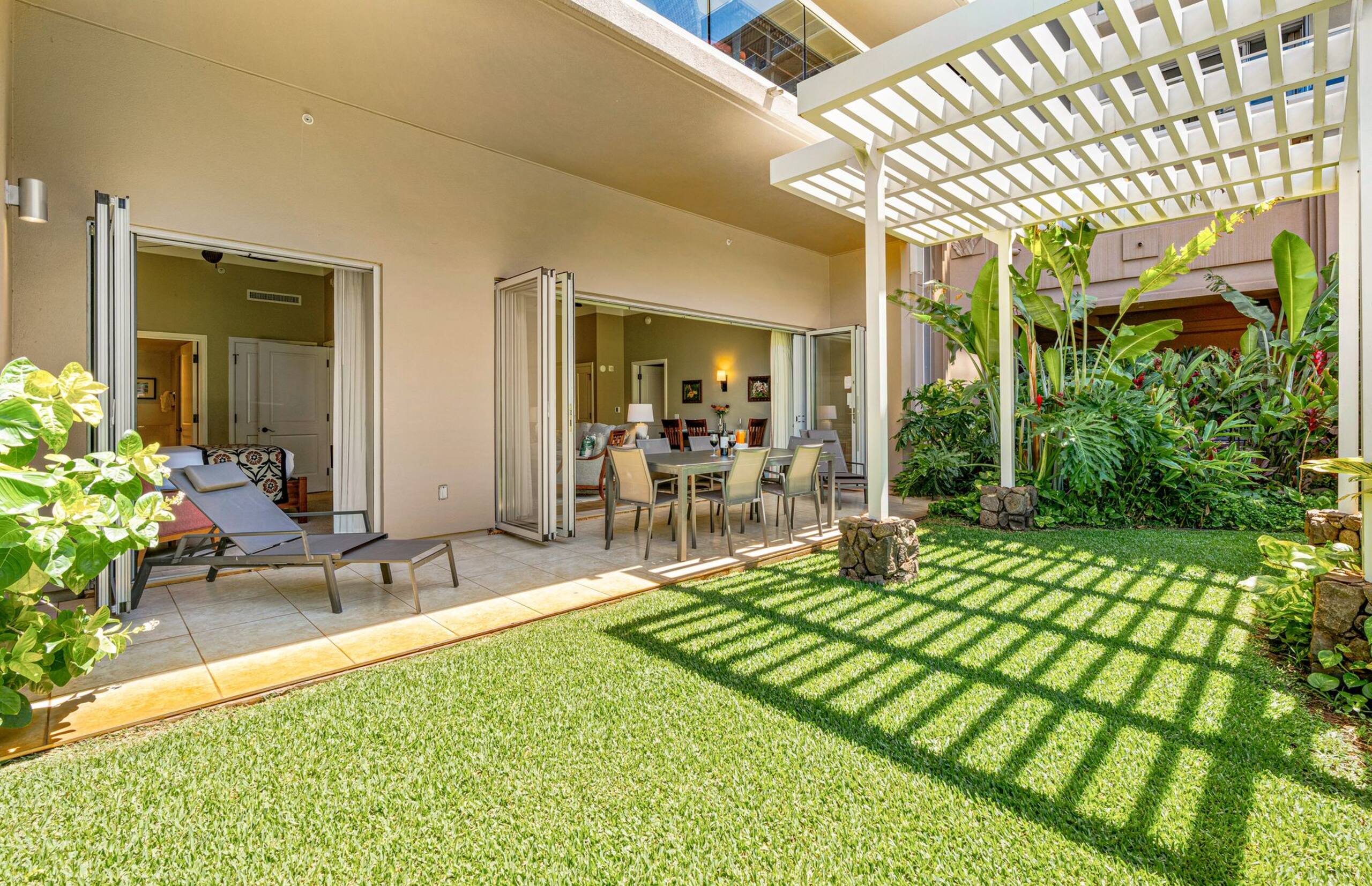 Condo in Lahaina · ★5.0 · 2 bedrooms · 3 beds · 2 baths - Image 5