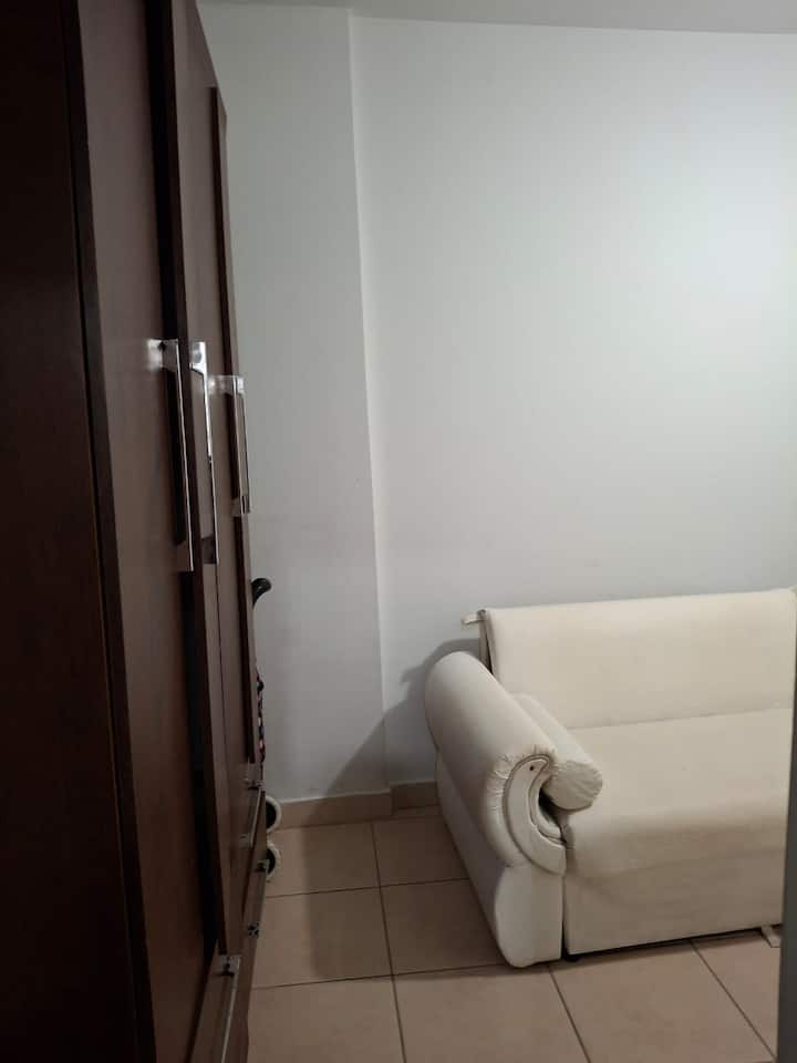Dhomë gjumi 2