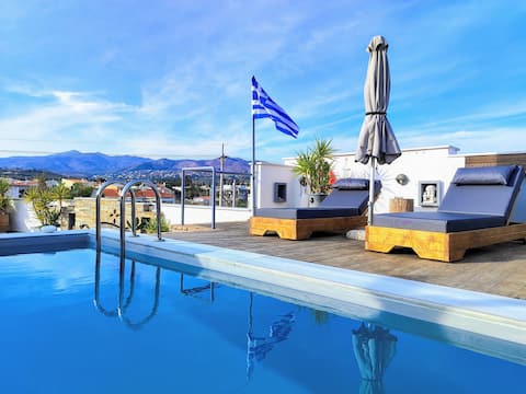 Romantic Rooftop w/Private Pool&View(Near Airport)