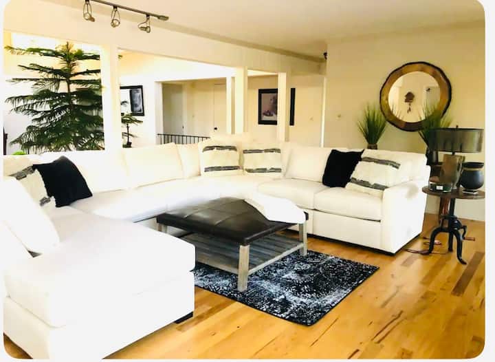 Lakefront With Dock & Picturesque Water Views - Oliphants Lake, NJ