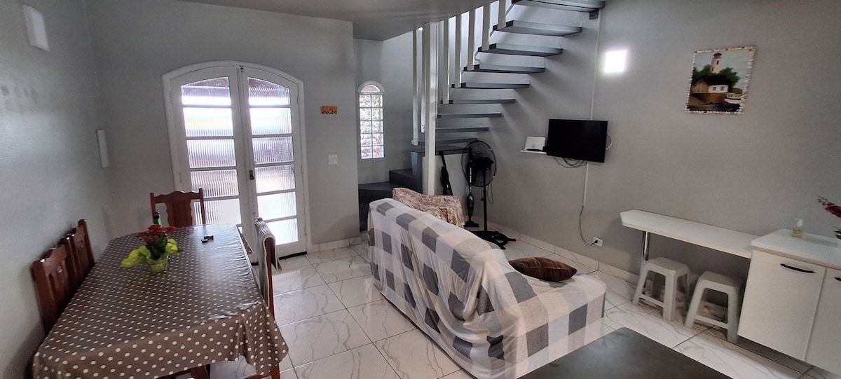 Airbnb em destaque: House in Massaguaçu-2 condominium, a 2-minute walk to the beach em Caraguatatuba