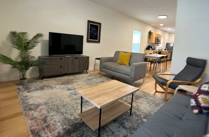 The Summit Townhome - Indianapolis, IN