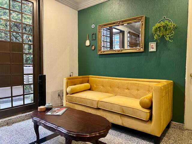 Art Deco Penthouse Gem in Condesa: 3-BR & More gallery image 4