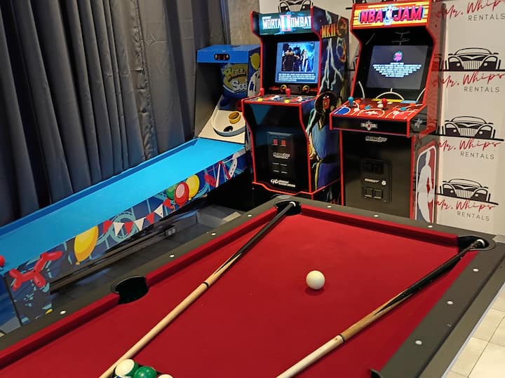 Family Fun House | 4br/3ba | Arcade | Sleeps 16 - Filadelfia, PA