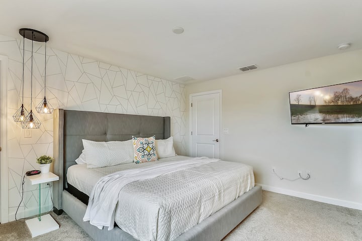 4956 Windermere Ave (14).jpg