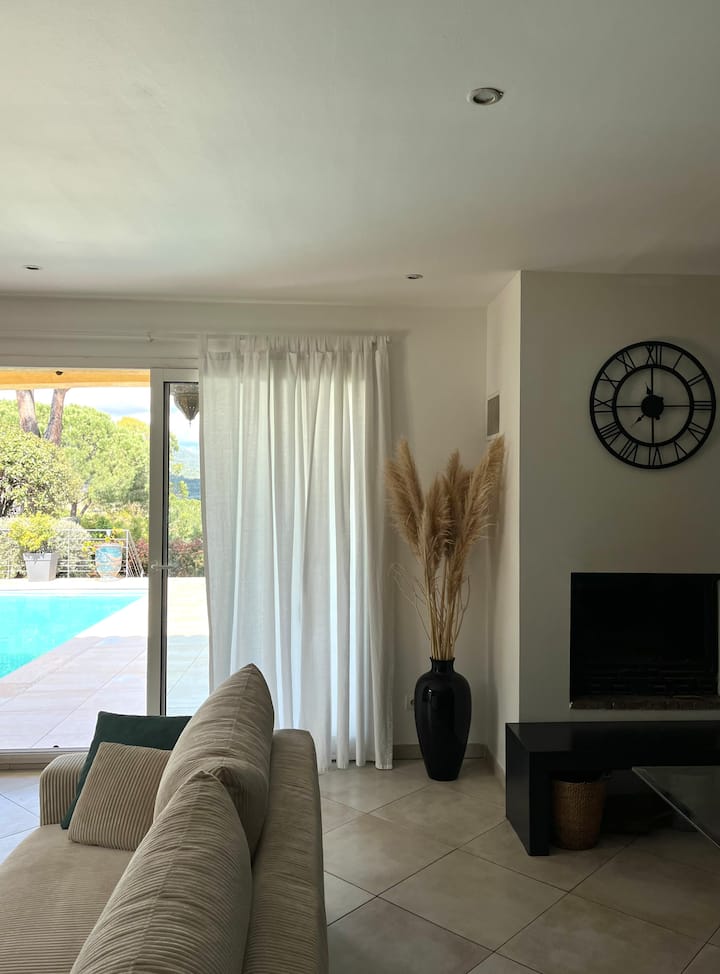 Villa + Studio Indépendant  Golfe De Sttropez - Cogolin