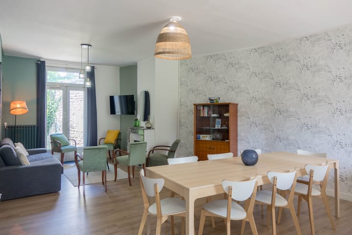 * La Maison D'à Côté * 4 Chambres Avec Garage - Orléans