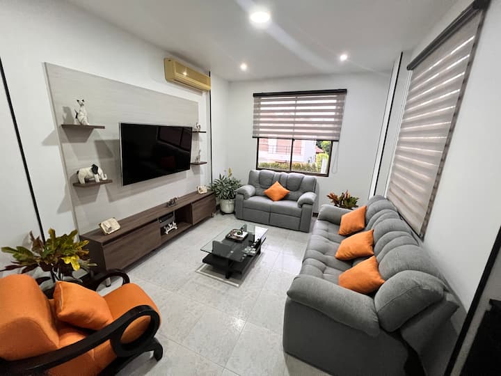 Melgar, Villa Esperanza - Melgar