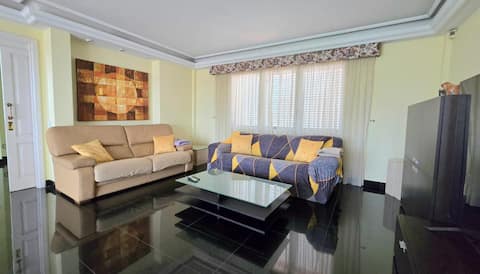 Propiedad de Airbnb exitosa: A villa for 9 people with a private pool en San Bartolomé De Tirajana