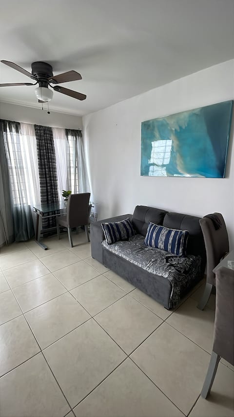 Top Airbnb: Cozy house in a private, quiet and safe area in Congregación Villa De Pozos