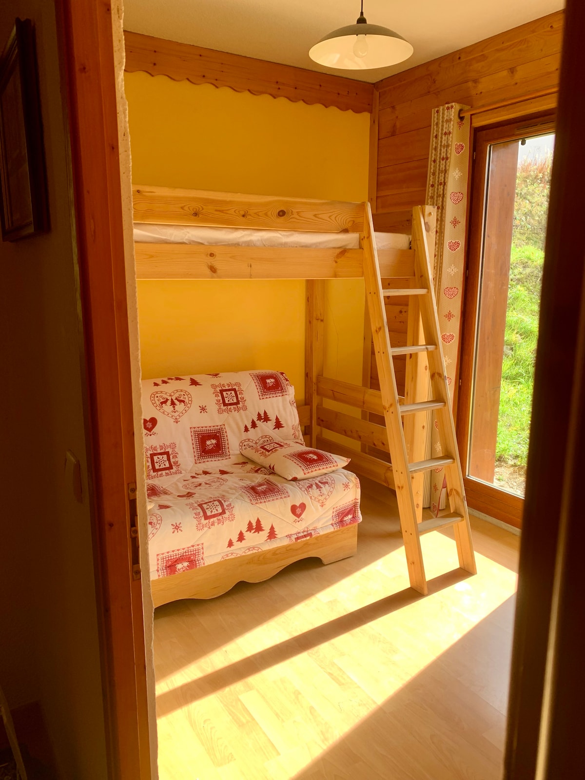 საძინებელი 2