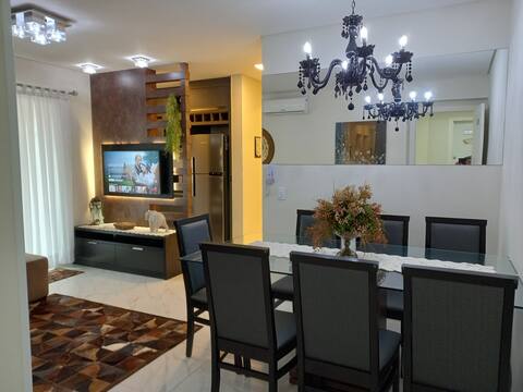 Cozy Apt 250m from Praia de Bombas.