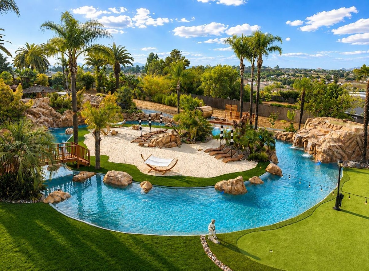 Paradise Hills: Lazy River-Pickleball-Sauna+Gym - Villas for Rent
