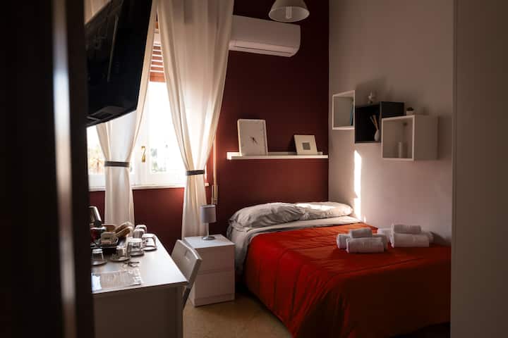 Cuore: Stanza Privata A Palermo. B&b Con Amore - Palermo