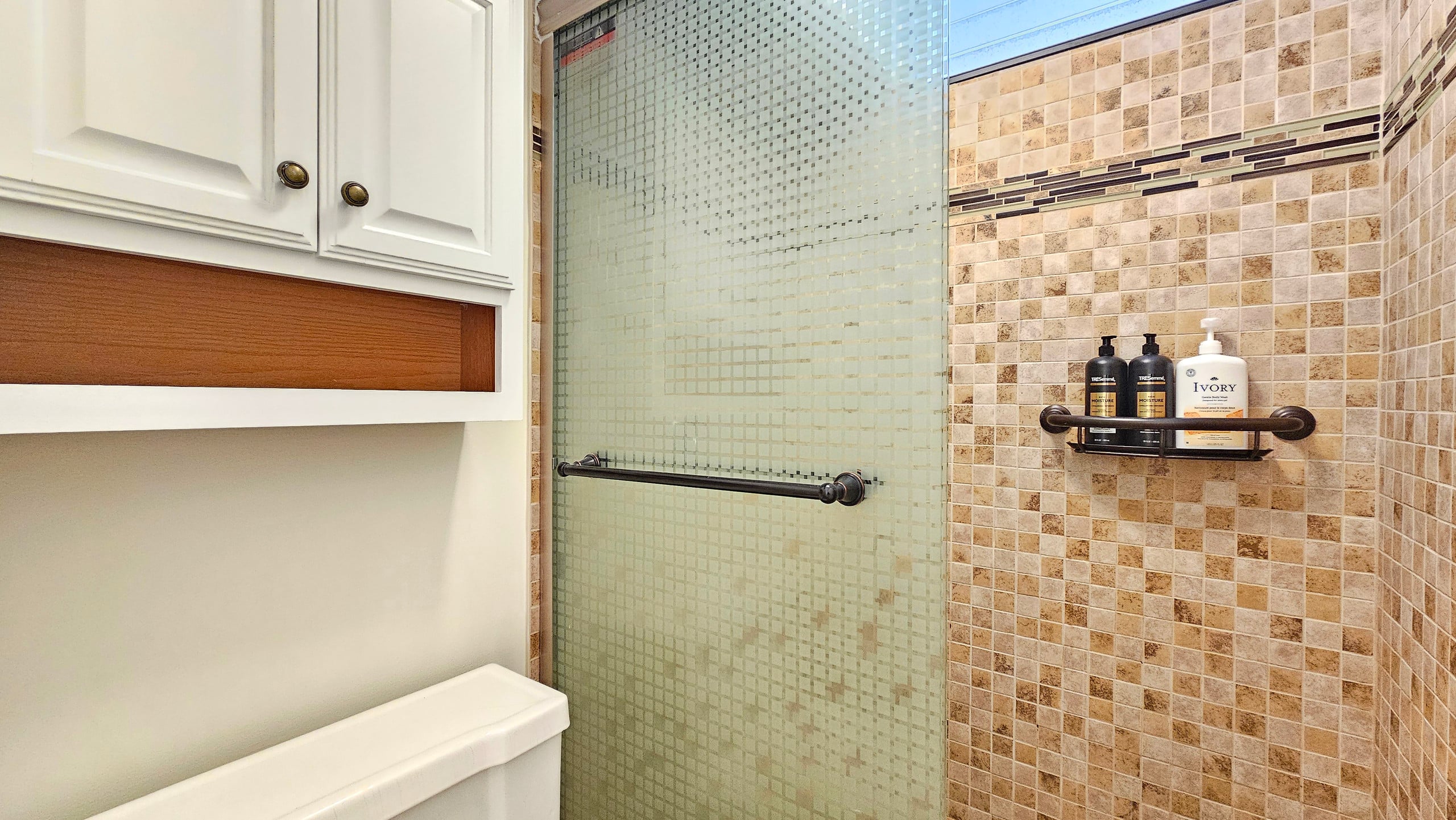 Condo in Honolulu · ★4.67 · Studio · 1 bed · 1 shared bath - Image 20