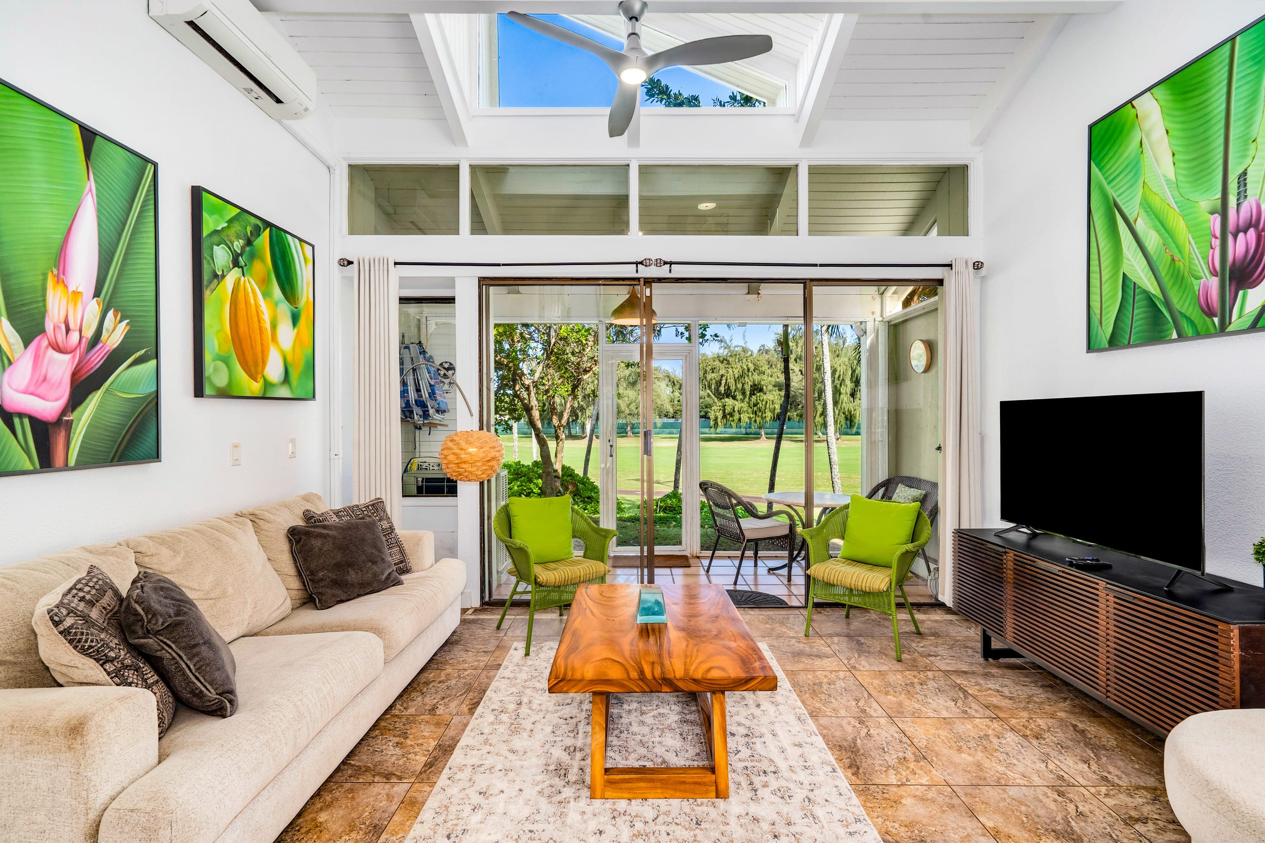 Townhouse in Kahuku · ★4.91 · 3 bedrooms · 5 beds · 2 private baths - Image 2