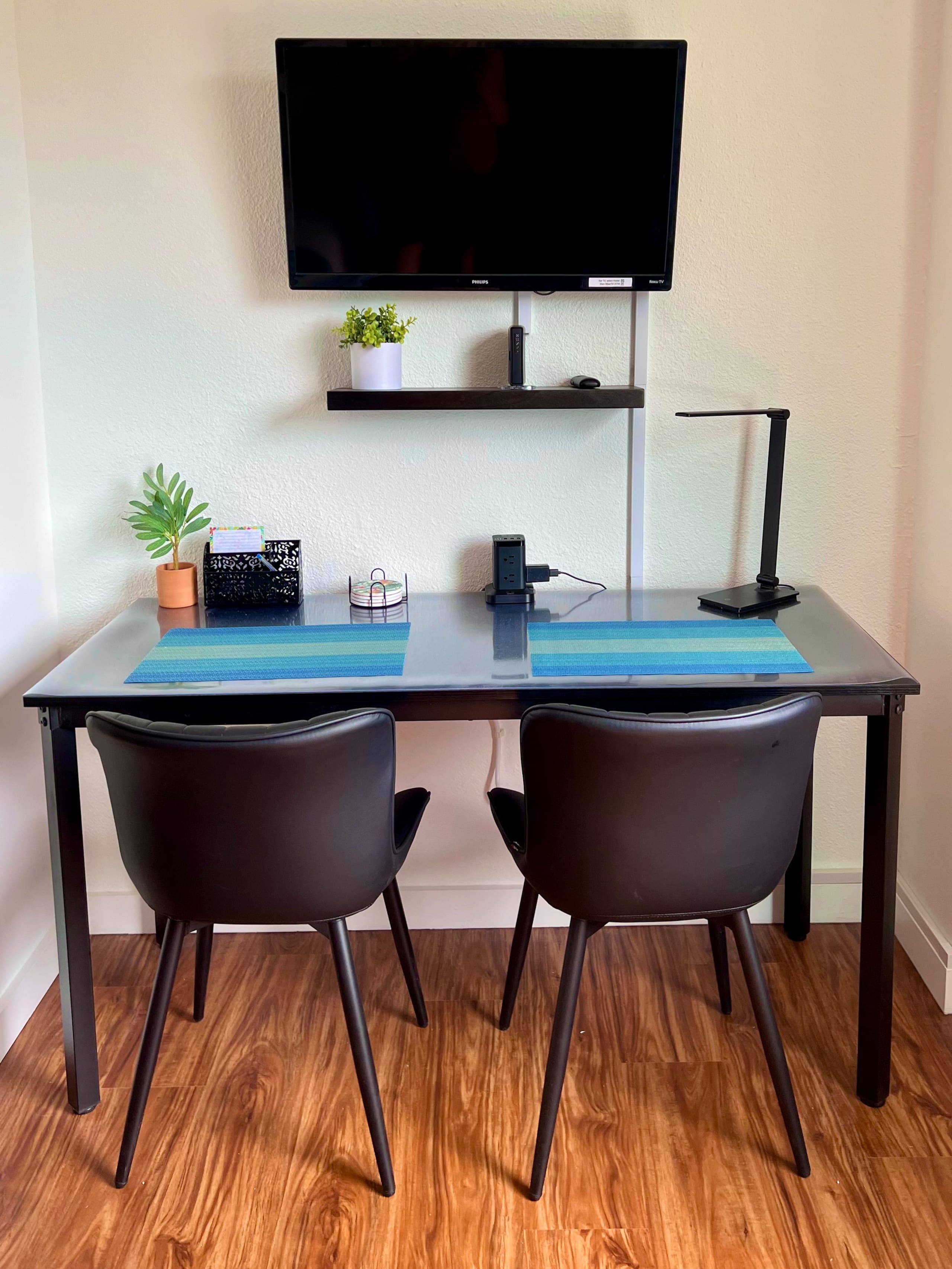 Condo in Honolulu · ★4.76 · 1 bedroom · 1 bed · 1 bath - Image 3