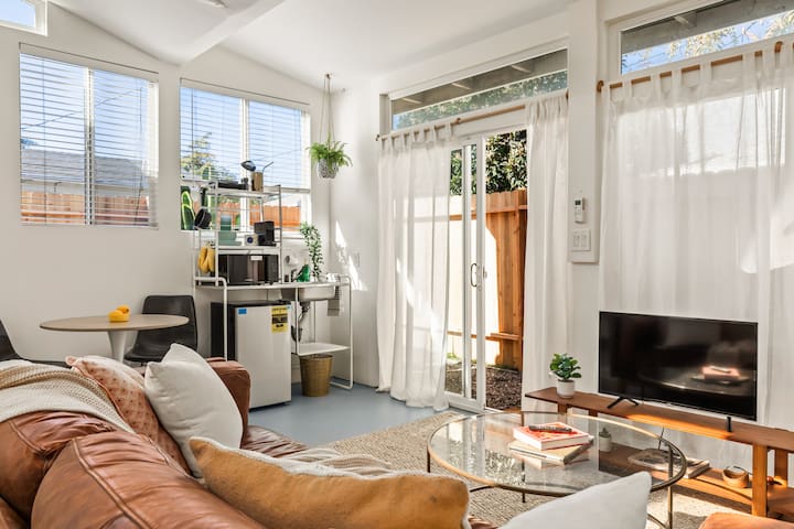 Venice Beach Canals ♥ 3 Blocks to Beach