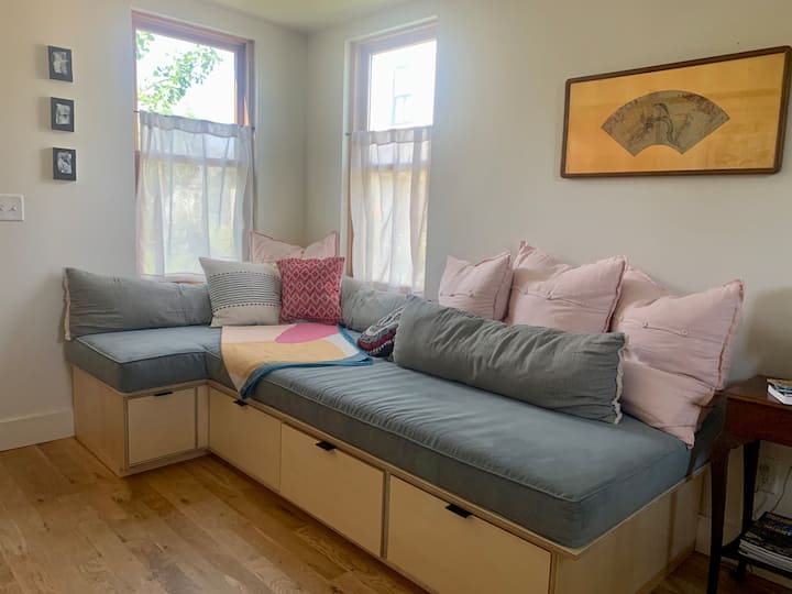 Cottage With Sauna In Downtown Bozeman - Bozeman, MT