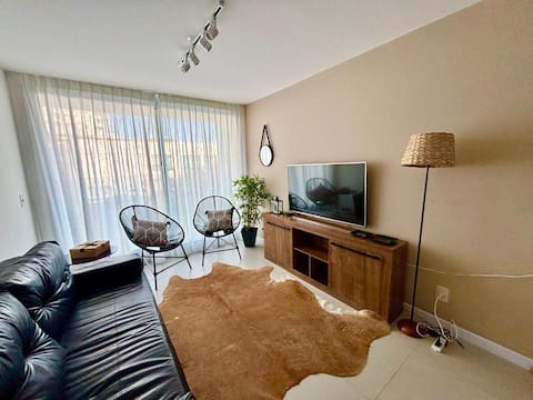 Top Airbnb: Excellent new apartment, great location and lovely view en Punta Del Este