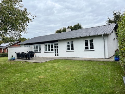 Lovely house with 11 beds Ribe, Rødding, Gram