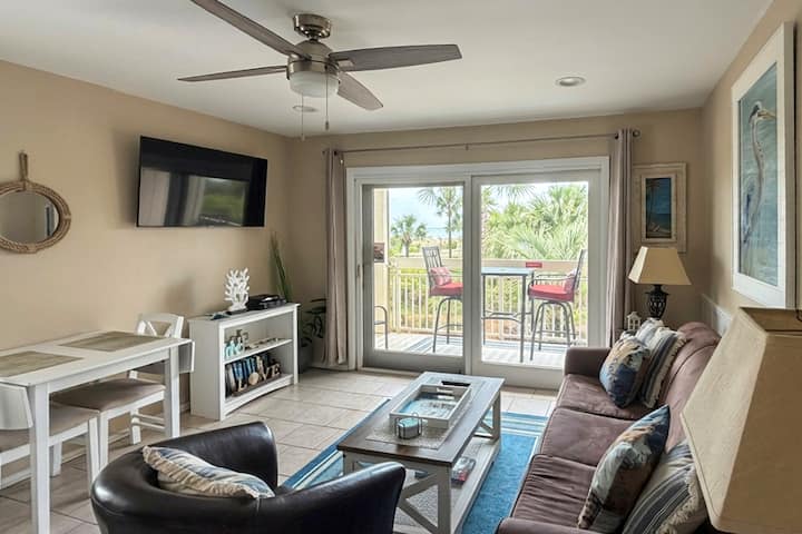 Sunset Rentals | Breakers 117 - Hilton Head Island, SC