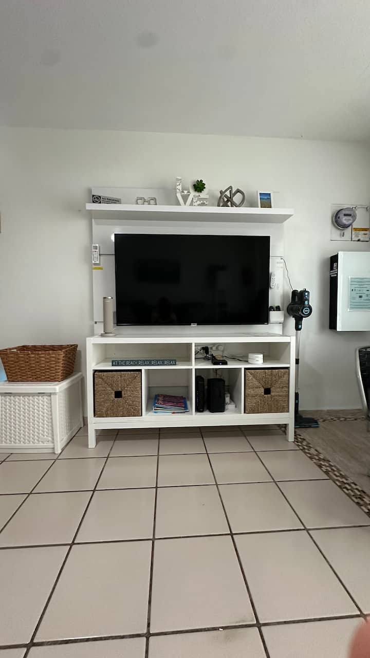 Beachfront Family Condo | Pool & Solar Backup - Dorado
