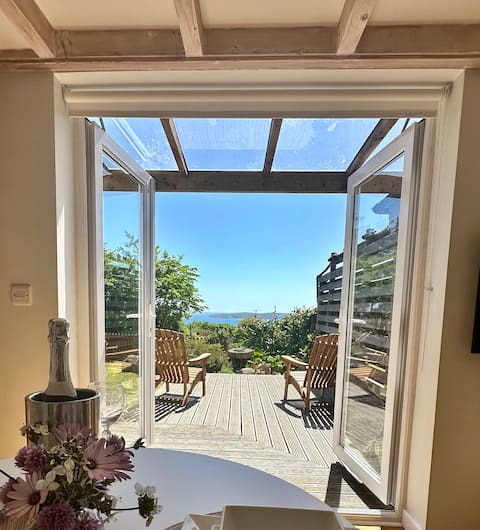 Mur Cwymp - Holiday Apartment - Stunning location