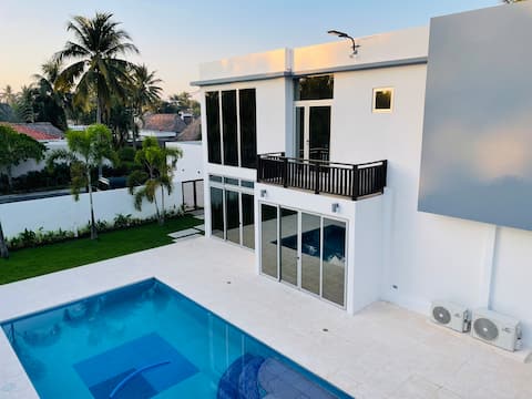 Casa Coco Loco, San Marino. Con Piscina y Rooftop