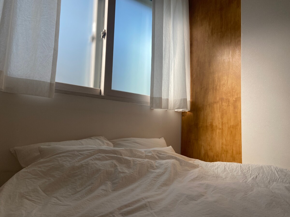 საძინებელი 1