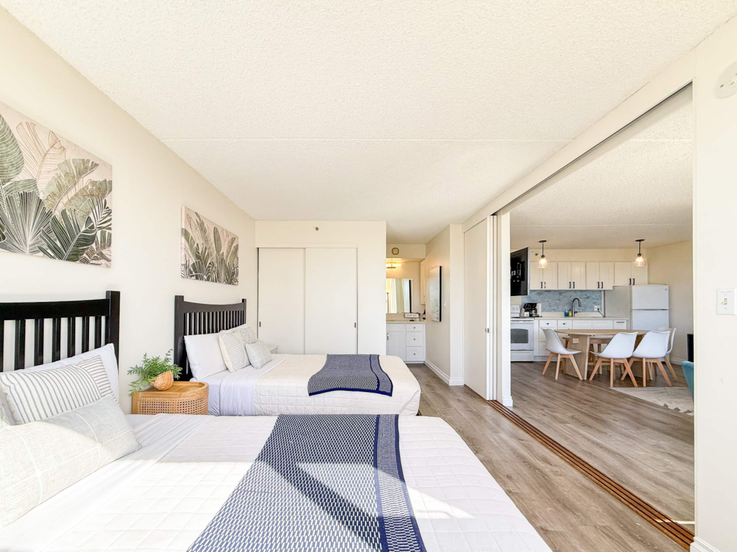 Condo in Honolulu · ★4.79 · 1 bedroom · 4 beds · 1 private bath - Image 7