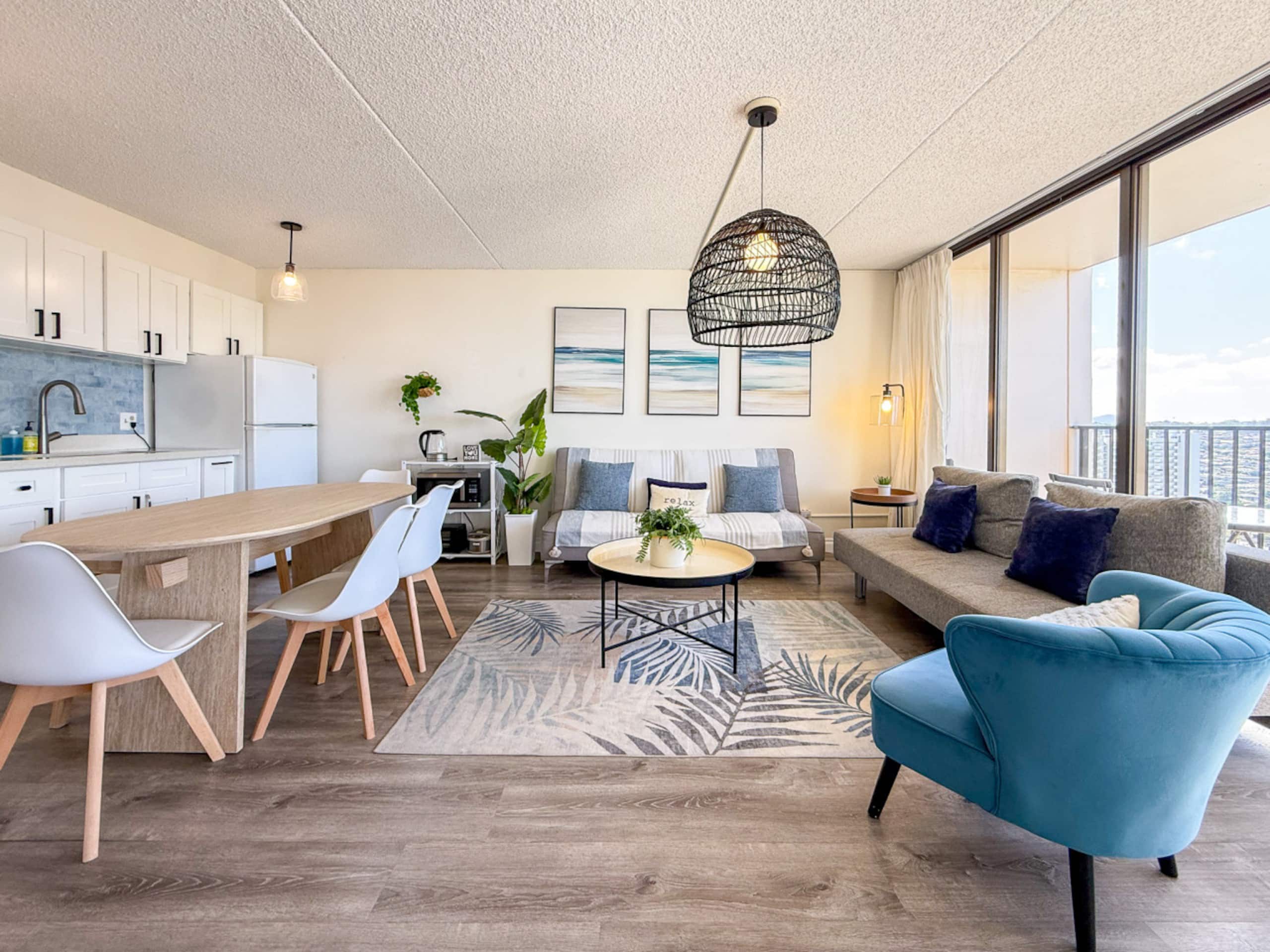 Condo in Honolulu · ★4.79 · 1 bedroom · 4 beds · 1 private bath - Image 3
