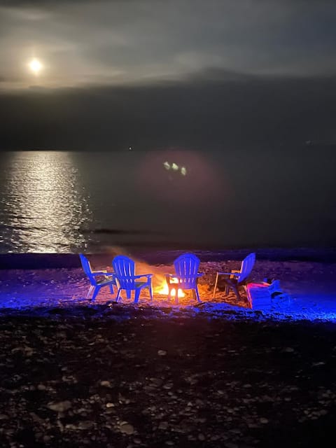 Lake House with Hot Tub and Your Own Private Beach