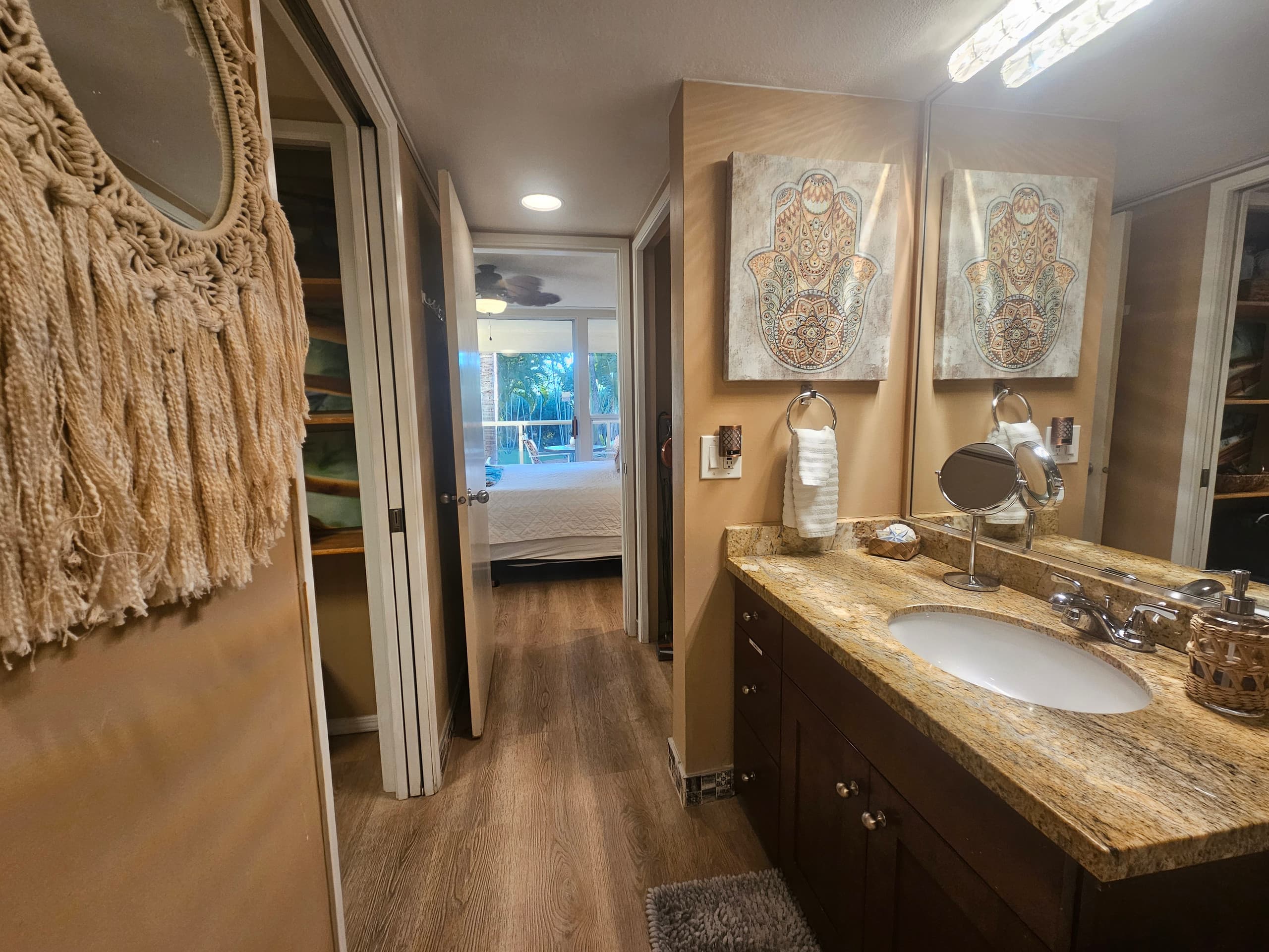 Condo in Kihei · ★4.96 · 2 bedrooms · 4 beds · 2 baths - Image 28