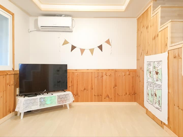 [강원-고성]독채#숲속오두막#울산바위#애견운동장#별멍&숲멍&불멍#바베큐 그릴무료대여# - 인제군