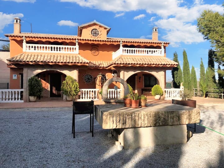 House With 2 Bedrooms In Pozo Alcón, With Shared Pool And Furnished Terrace - Pozo Alcón
