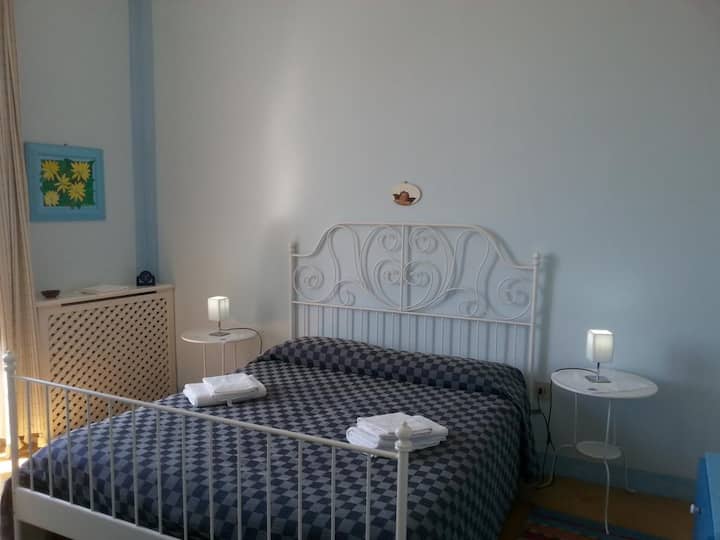 Appartement Spacieux à Marsala Avec Balcon - Favignana
